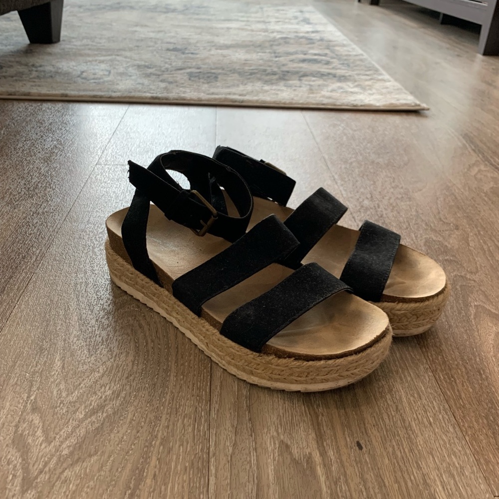 Black platform espadrille sandals size 7
